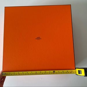 Hermes large box